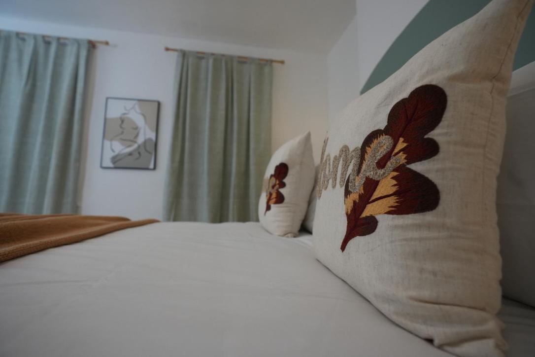 Spacious Two-Bedrooms House, Private Parking, Contractors, Relocators Oxford Exterior photo